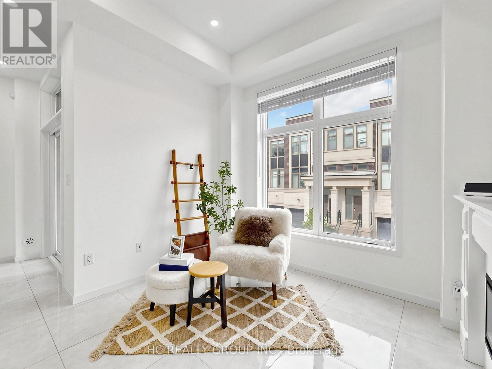 34 ARMILLO PLACE - 9