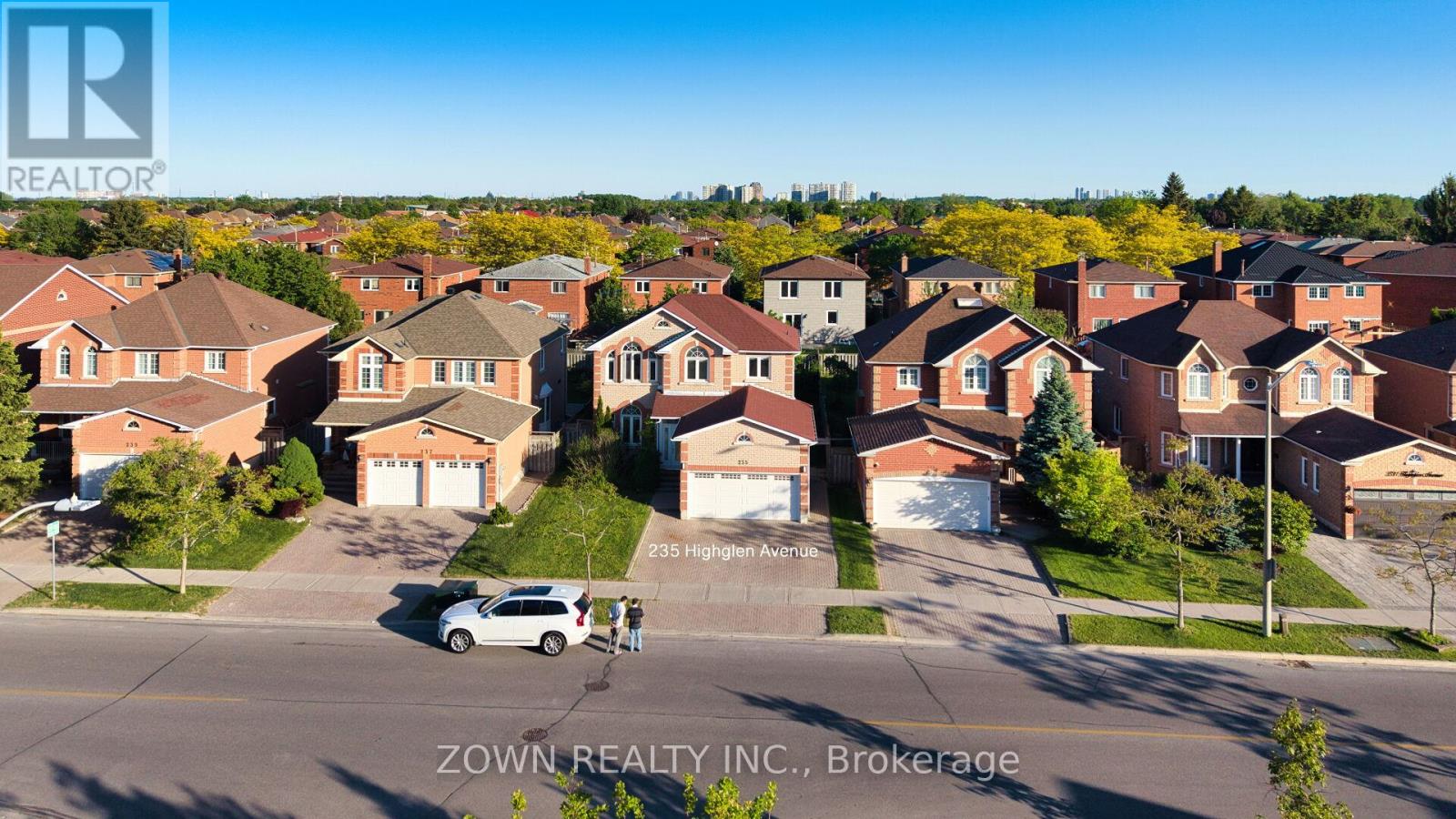 235 HIGHGLEN AVENUE - 48