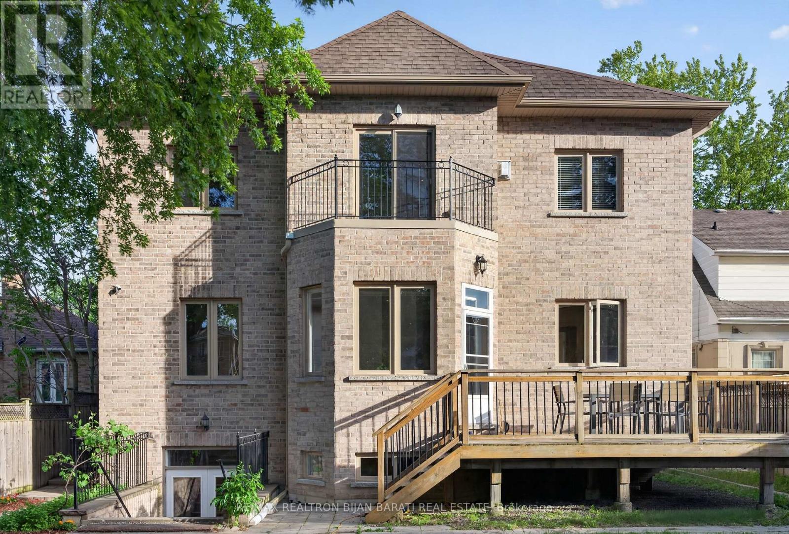 42 WOODWARD AVENUE - 49