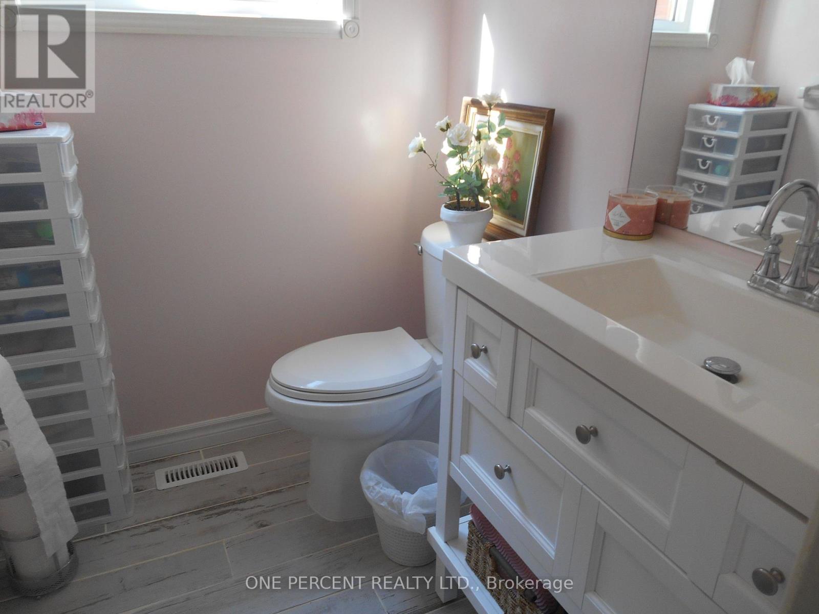 22 BRILLINGER DRIVE - 7