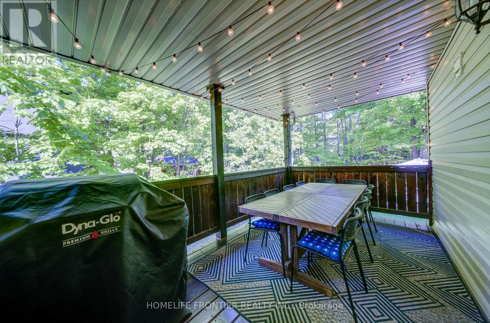 42 FOREST CIRCLE - 32