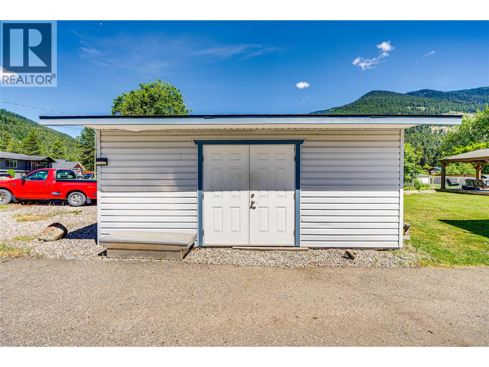 5876 Westwynd Drive - 46