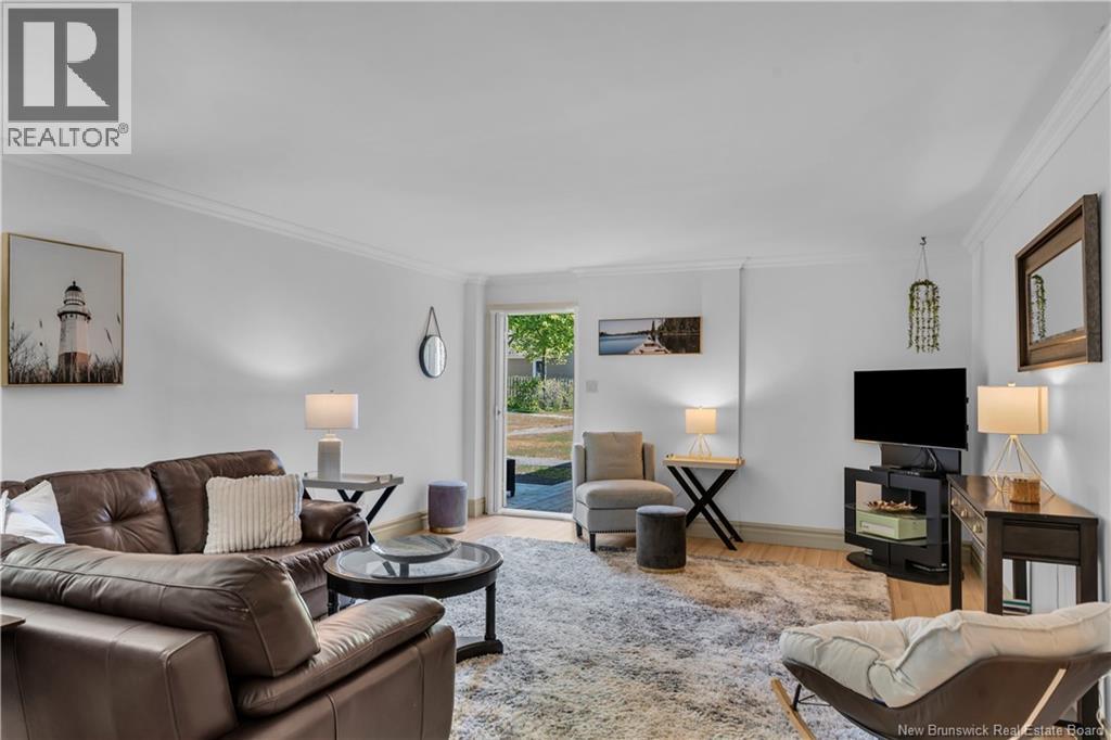 #105 98 Pleasant Street - 9