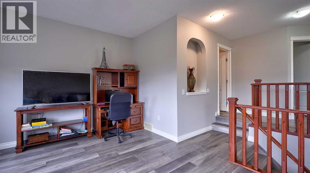 327 Sagewood Place SW - 22