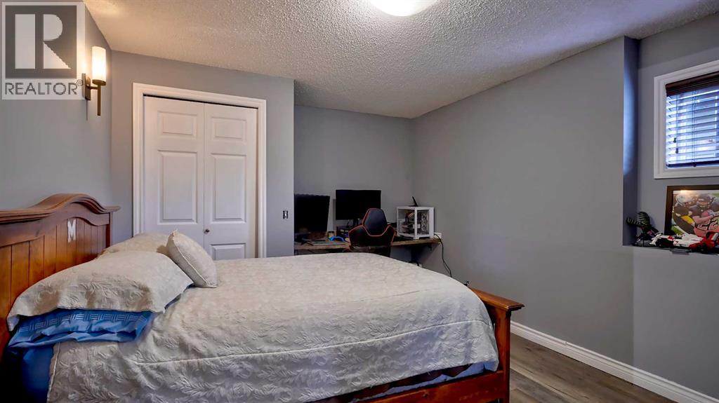 327 Sagewood Place SW - 40