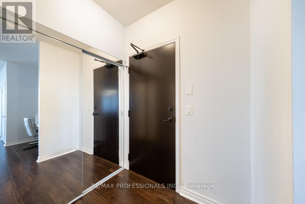 #3506 385 PRINCE OF WALES DRIVE - 6
