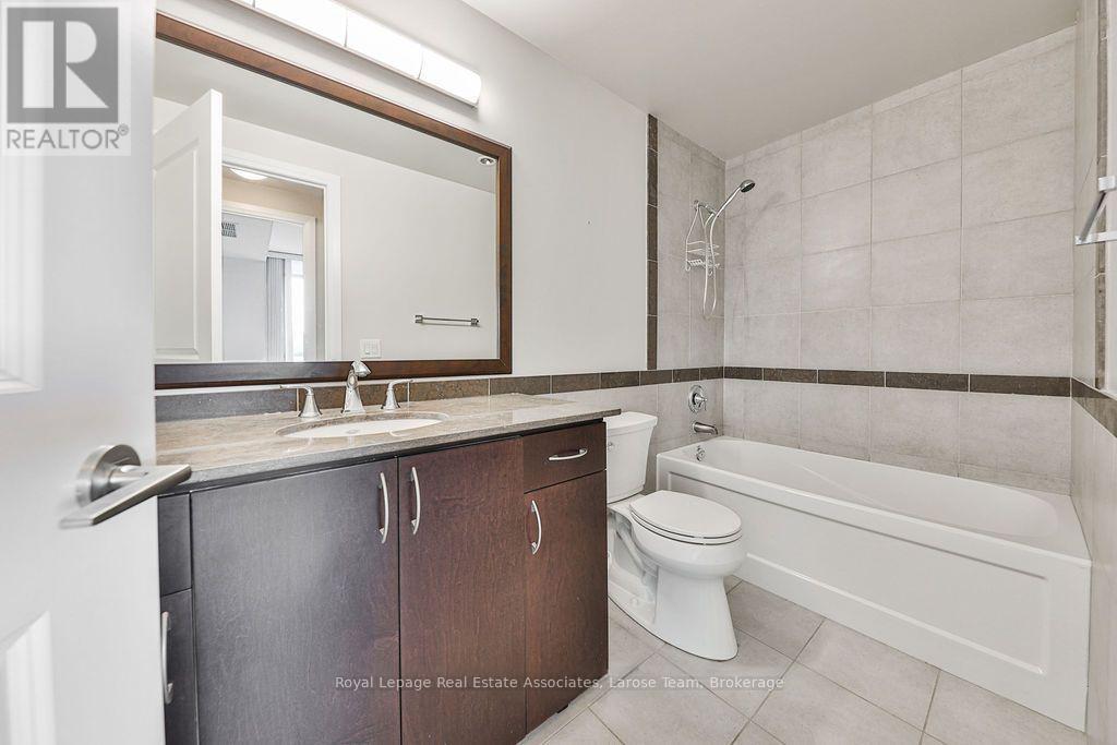 #707 1055 SOUTHDOWN ROAD - 12