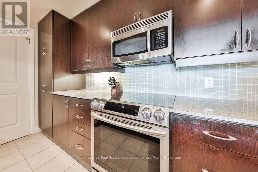 #707 1055 SOUTHDOWN ROAD - 5