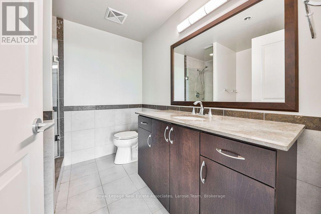 #707 1055 SOUTHDOWN ROAD - 9