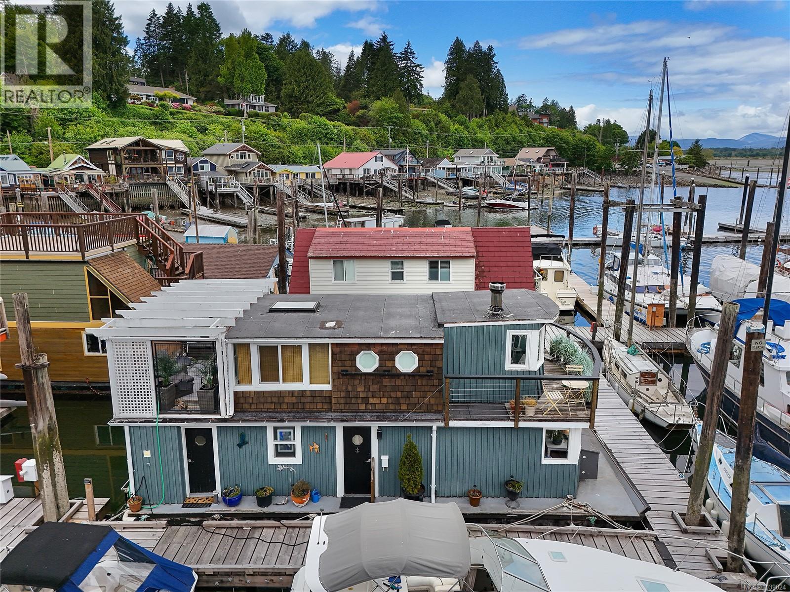 #5 1765 Cowichan Bay Rd - 1