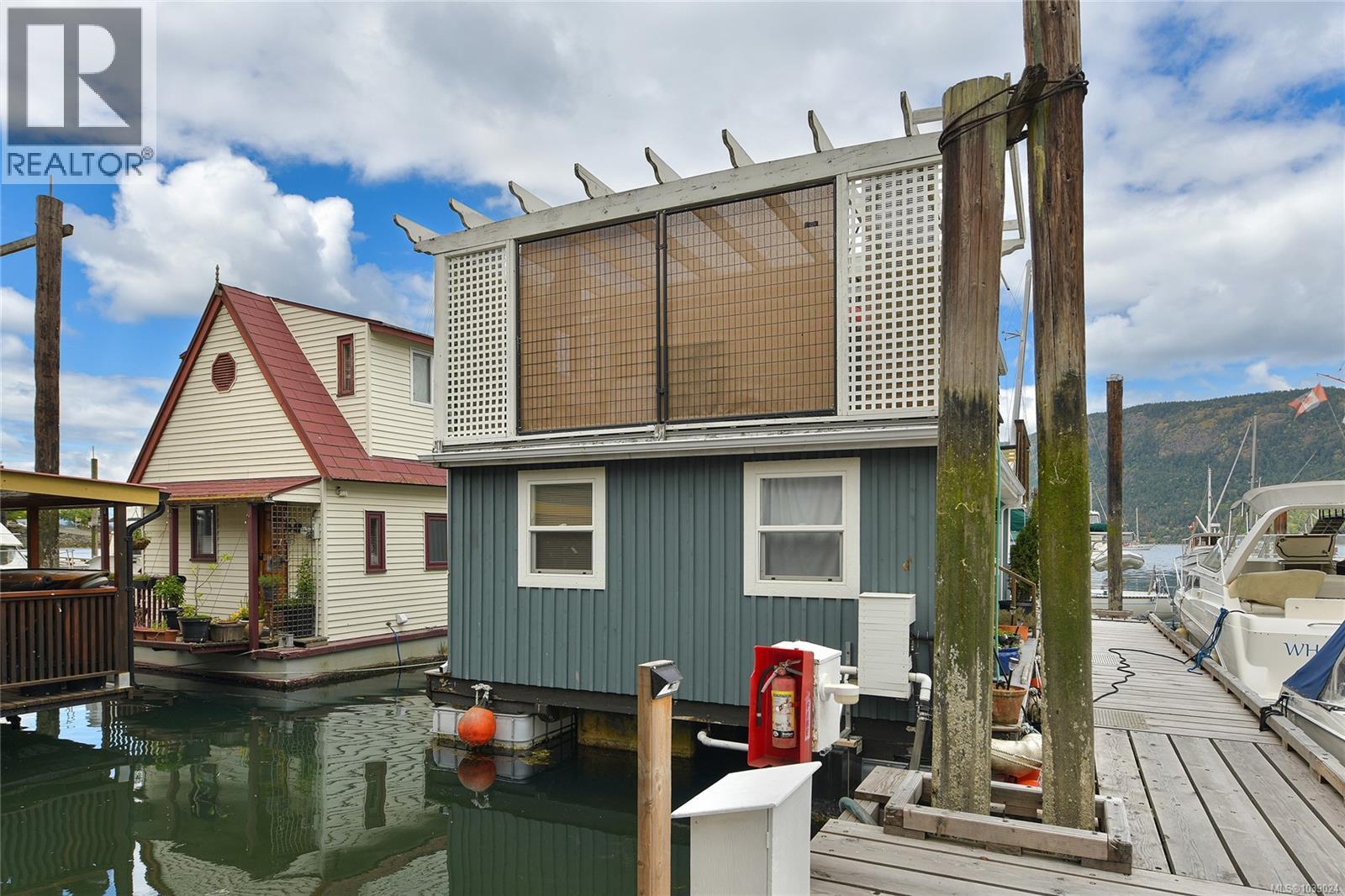 #5 1765 Cowichan Bay Rd - 9