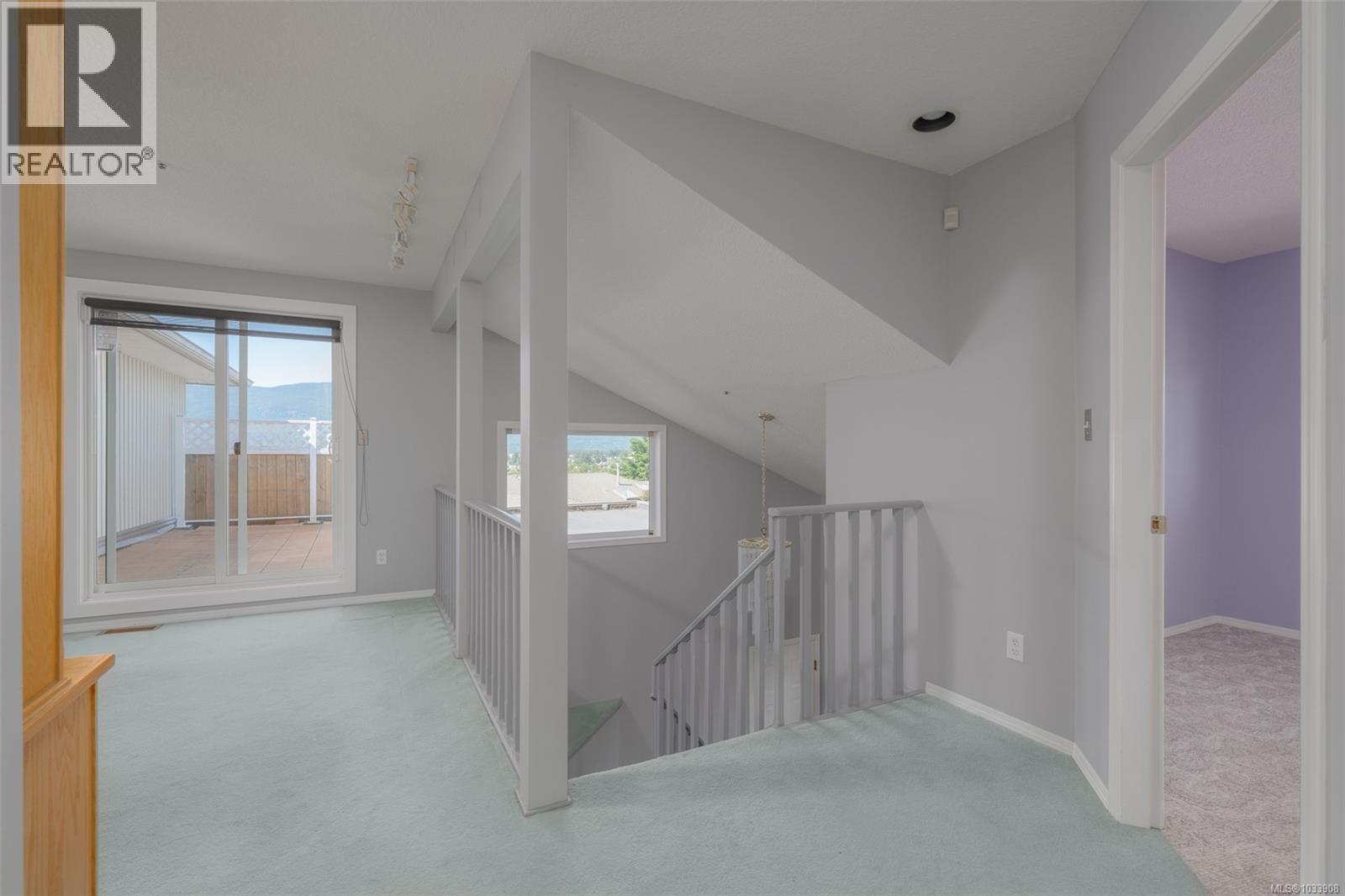 3331 Edgewood Dr - 22