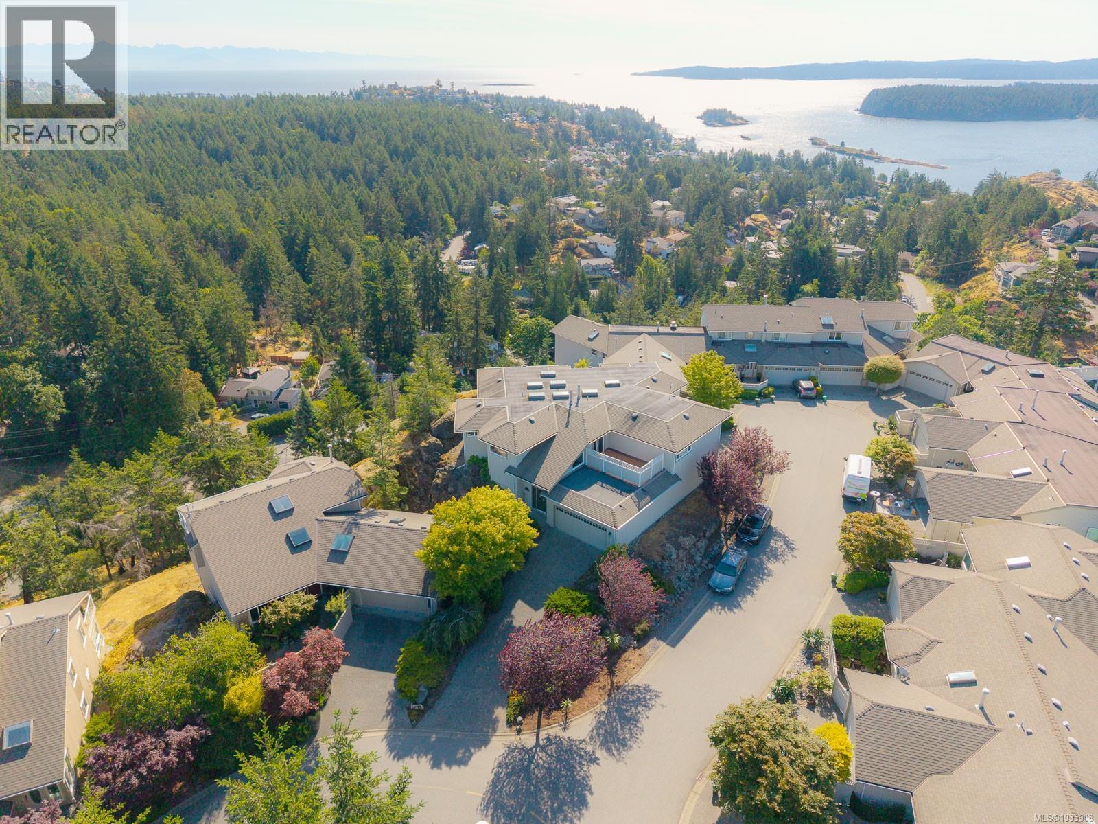 3331 Edgewood Dr - 30