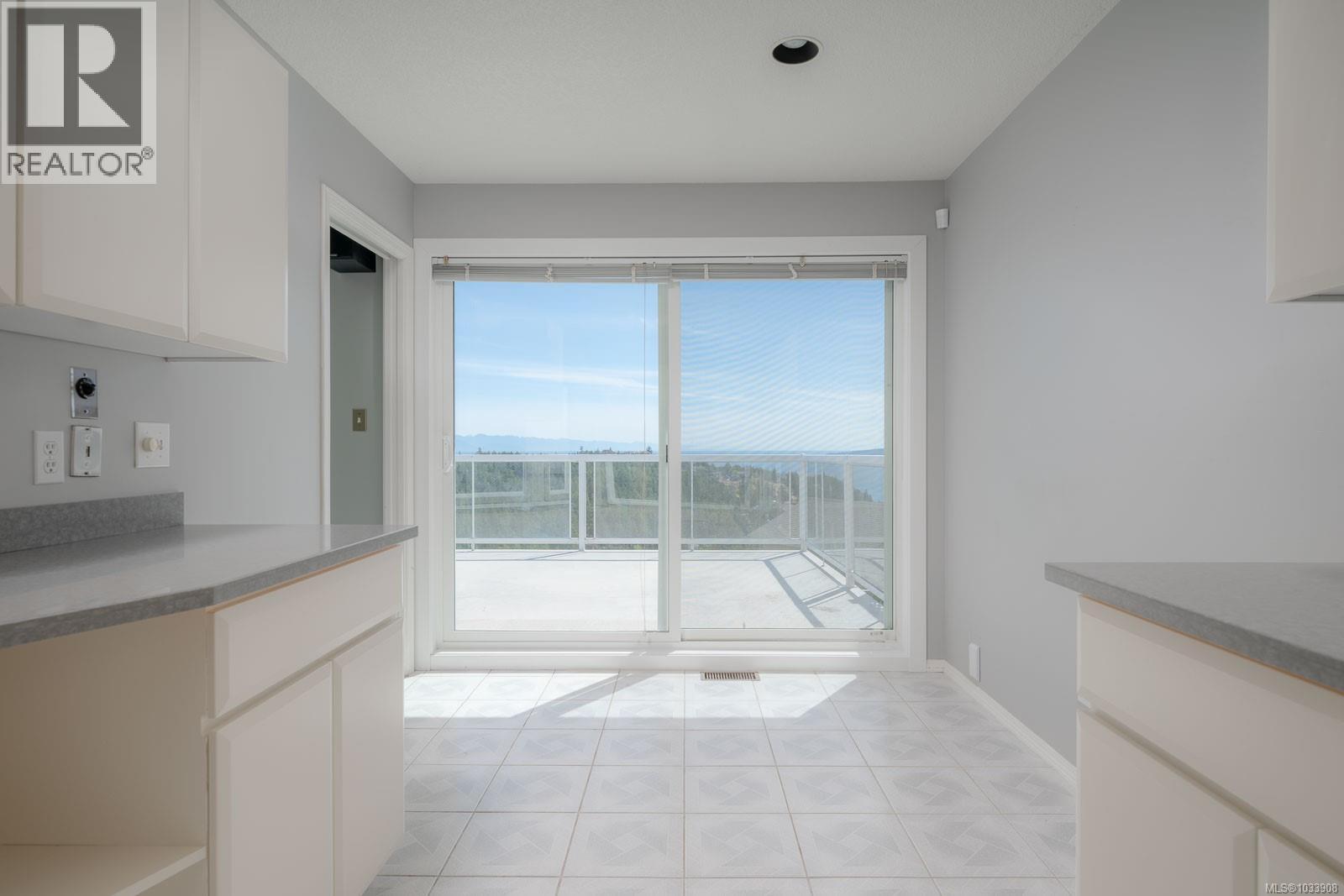 3331 Edgewood Dr, Nanaimo