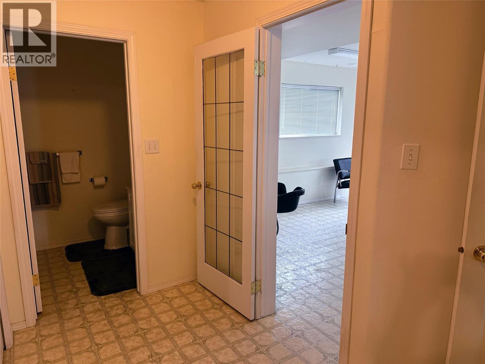 5924 Stafford Road - 39