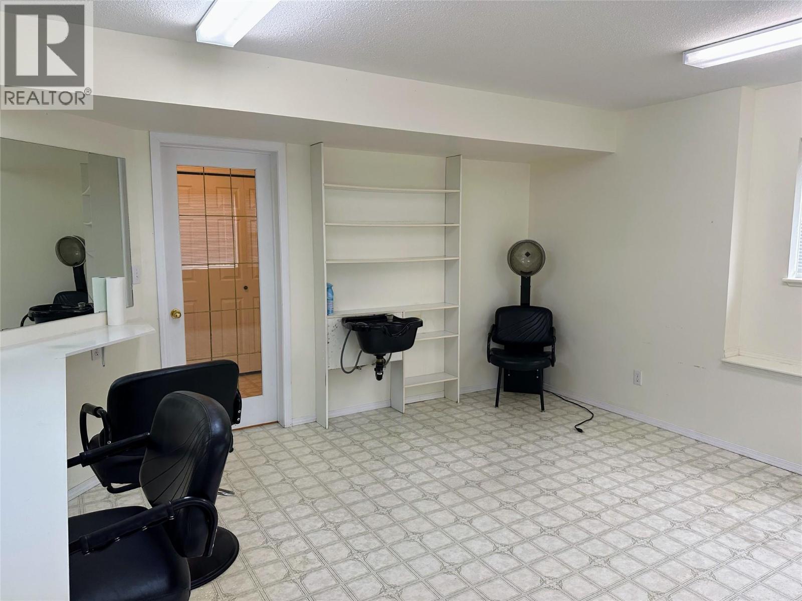 5924 Stafford Road - 44