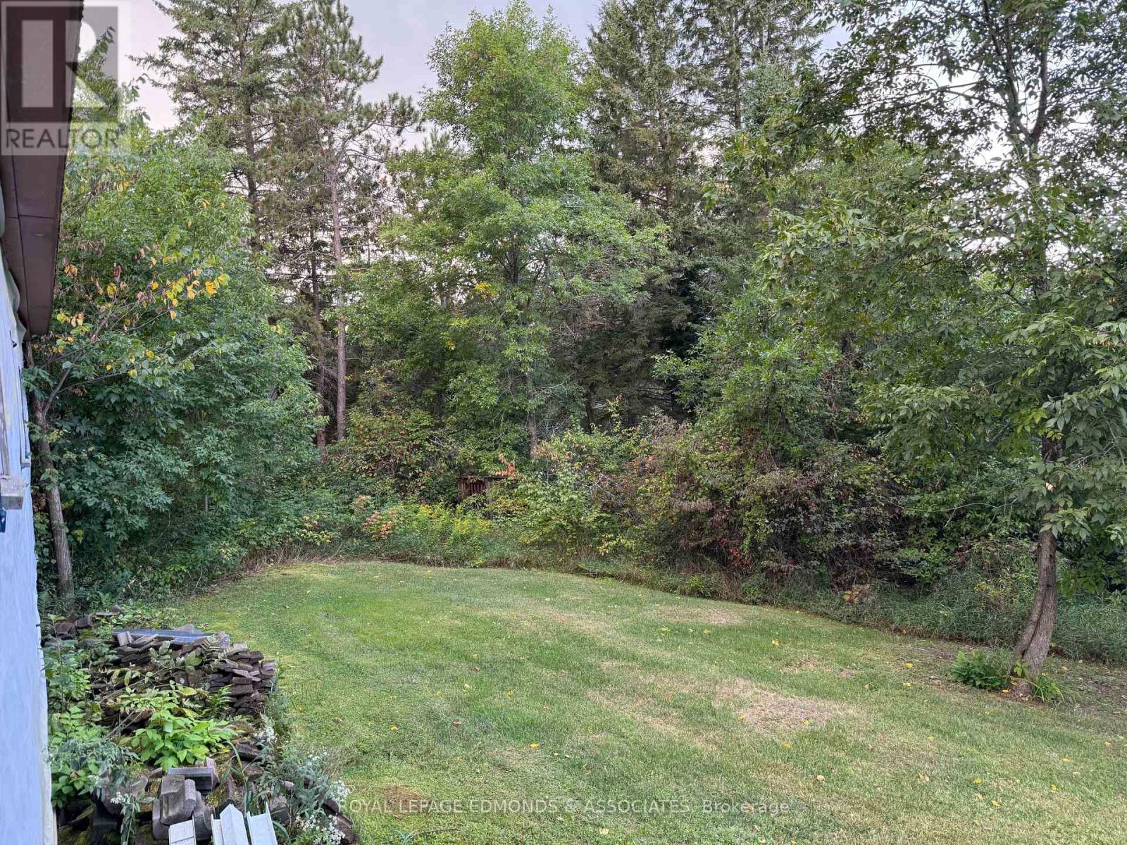 27 STENCELLS ROAD - 14