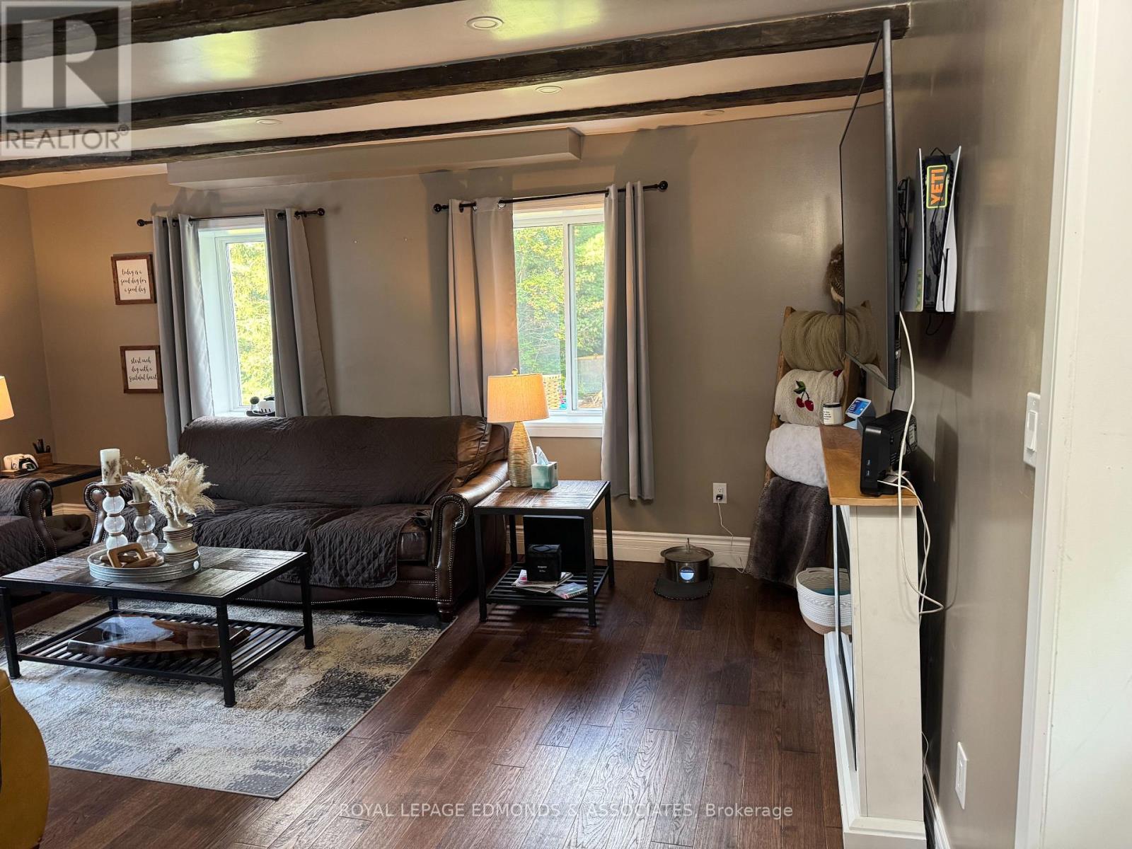 27 STENCELLS ROAD - 29