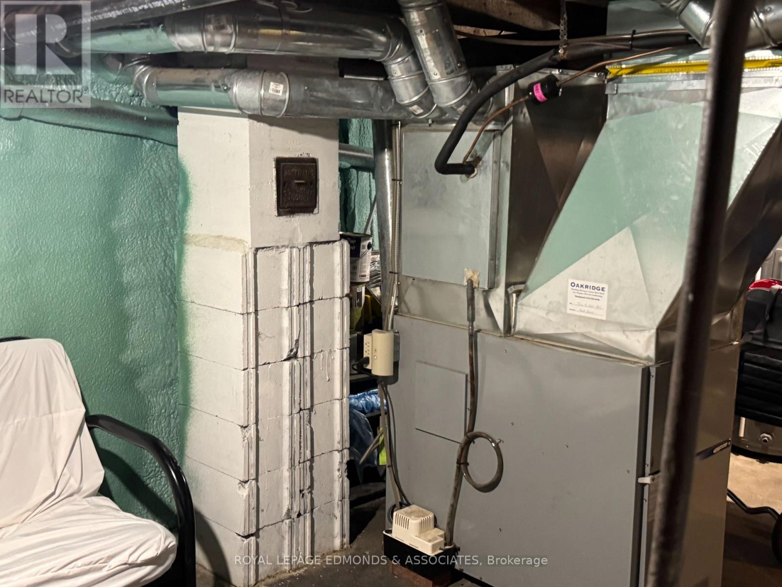 27 STENCELLS ROAD - 37