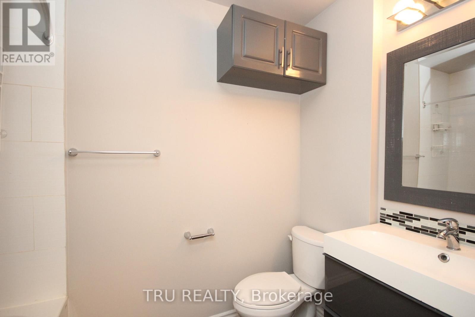 3 Bed, 1 Bath House for Rent in Ottawa – A – 1259 MAITLAND AVENUE, Ottawa – MLS# X13235650 - Image 29