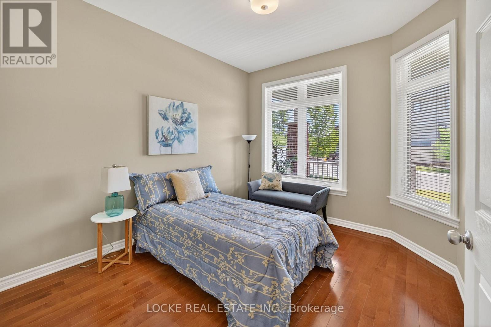 639 BAIE-DES-CASTORS STREET - 21