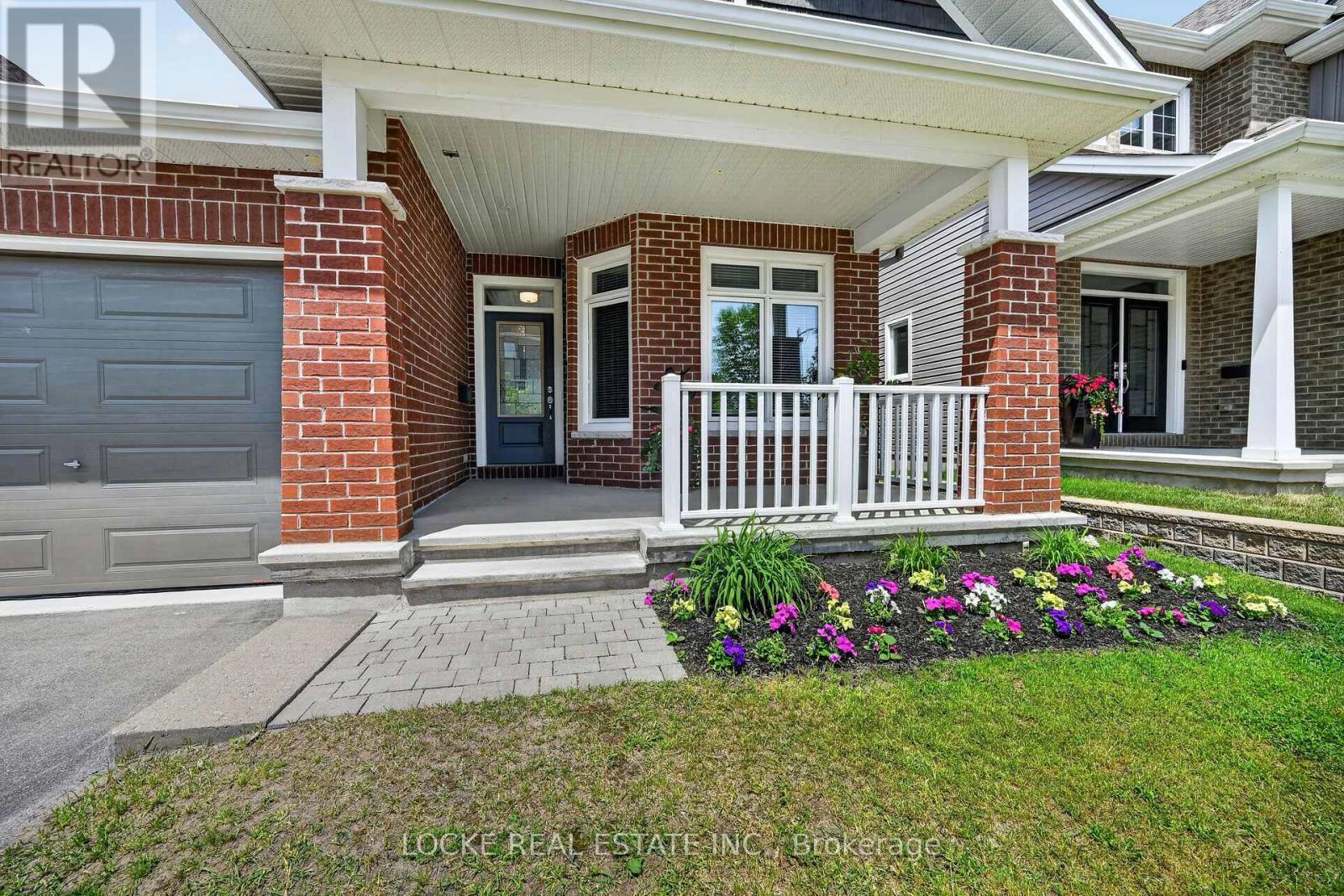 639 BAIE-DES-CASTORS STREET - 3