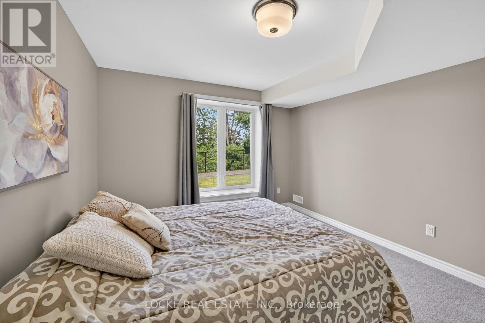 639 BAIE-DES-CASTORS STREET - 32
