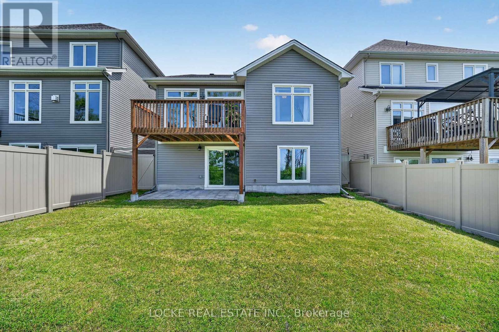 639 BAIE-DES-CASTORS STREET - 36
