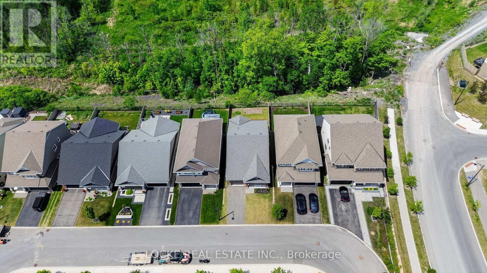 639 BAIE-DES-CASTORS STREET - 43