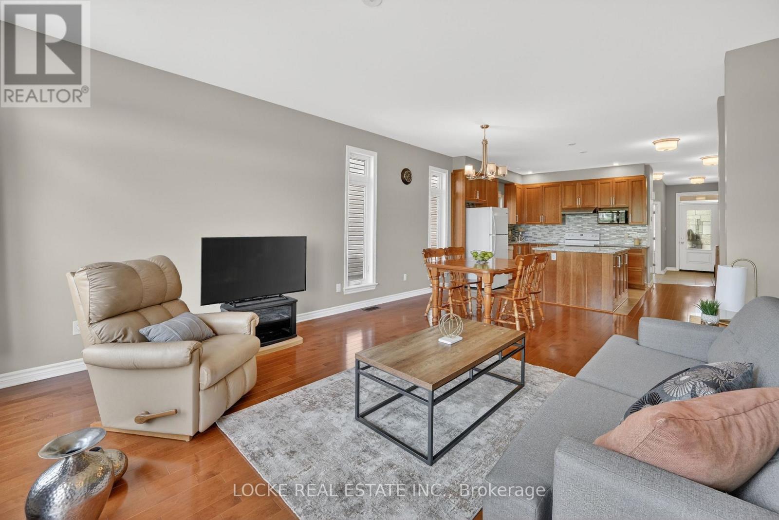 639 BAIE-DES-CASTORS STREET - 6