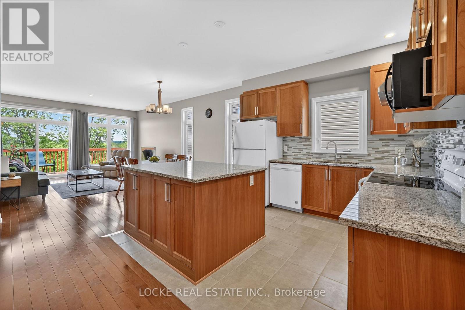 639 BAIE-DES-CASTORS STREET - 8