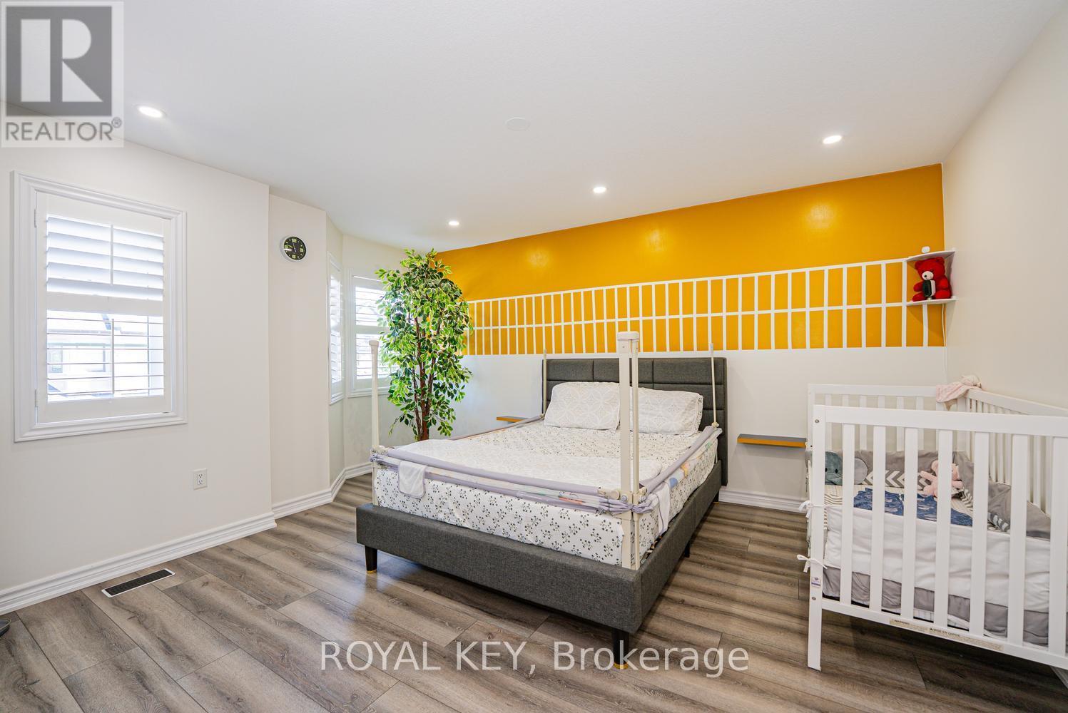 #39 324 EQUESTRIAN WAY - 23