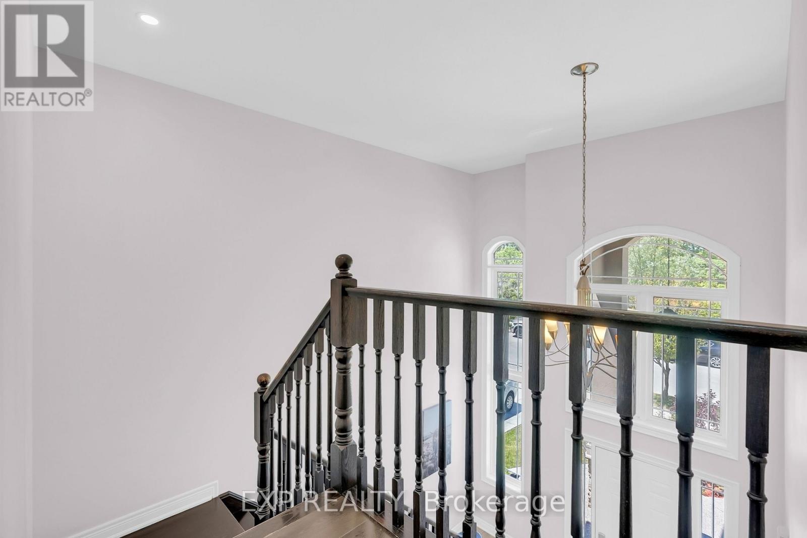 92 DESOTO DRIVE - 31