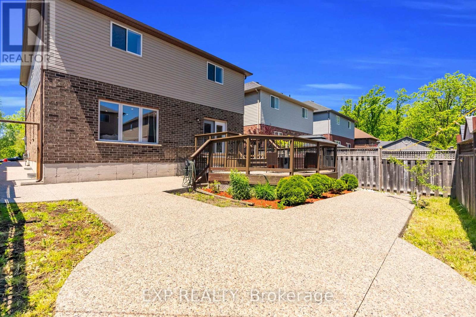 92 DESOTO DRIVE - 47