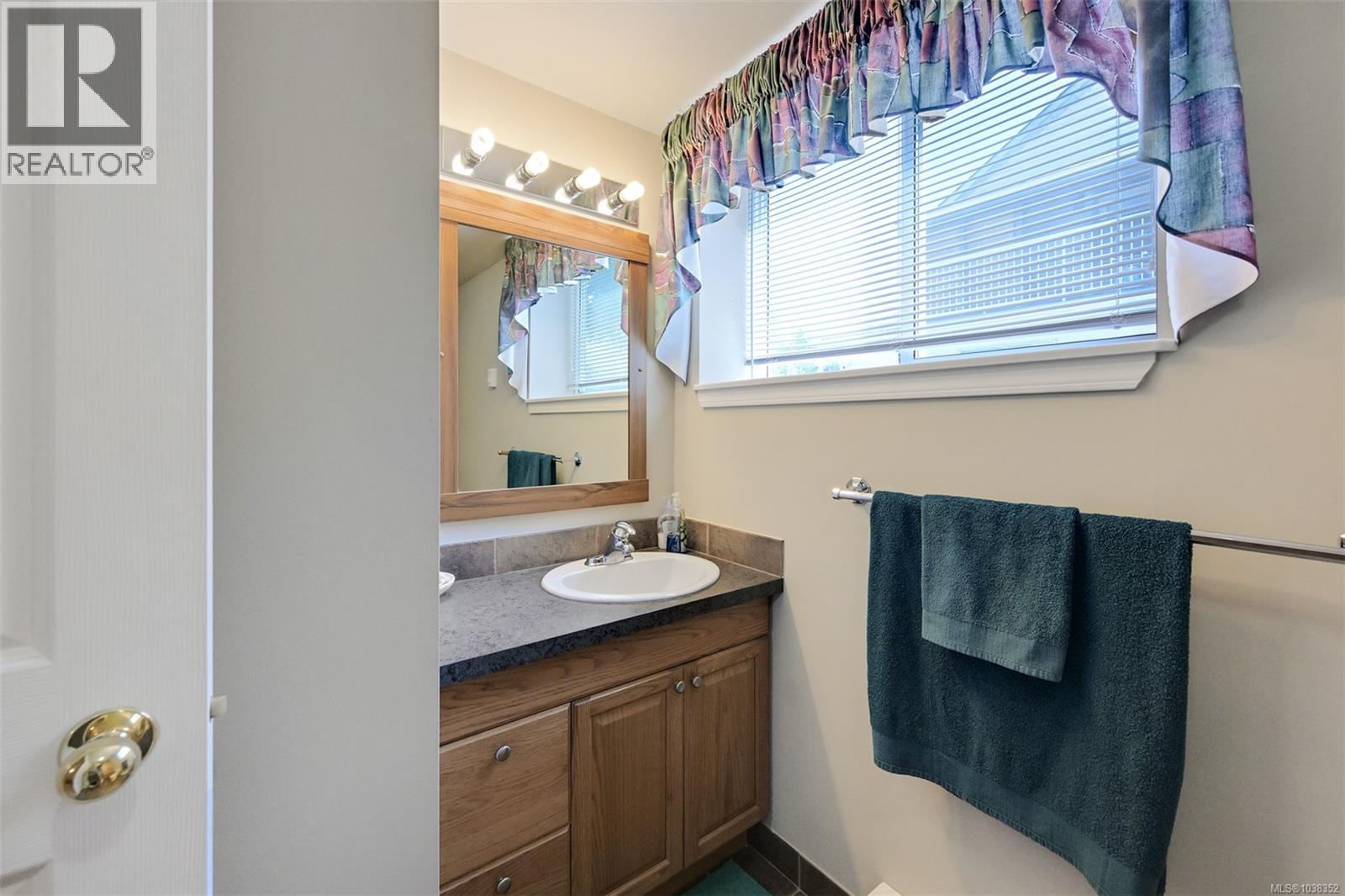 2312 San Juan Pl, Shawnigan Lake