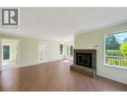 574 Cedar Cres, Cobble Hill, BC V8H0K8 Photo 11