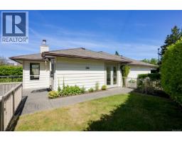 574 Cedar Cres, Cobble Hill, BC V8H0K8 Photo 14