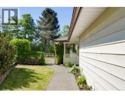 Bathroom - 574 Cedar Cres, Cobble Hill, BC V8H0K8 Photo 6