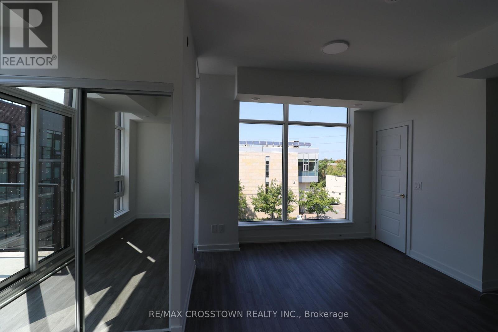 #57 861 SHEPPARD AVE AVENUE W - 30
