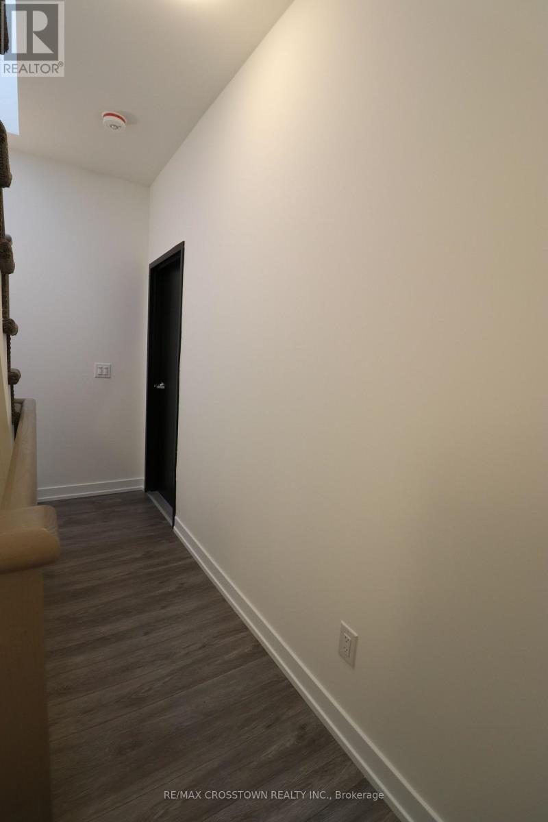 57 - 861 SHEPPARD AVE AVENUE W