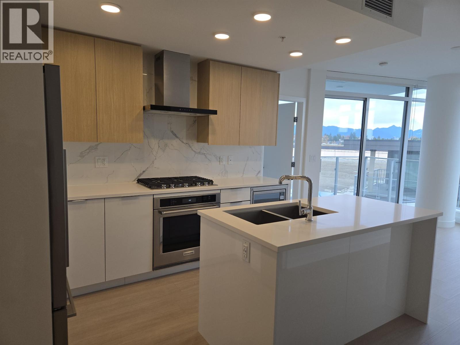 407 7769 PARK CRESCENT — photo 3