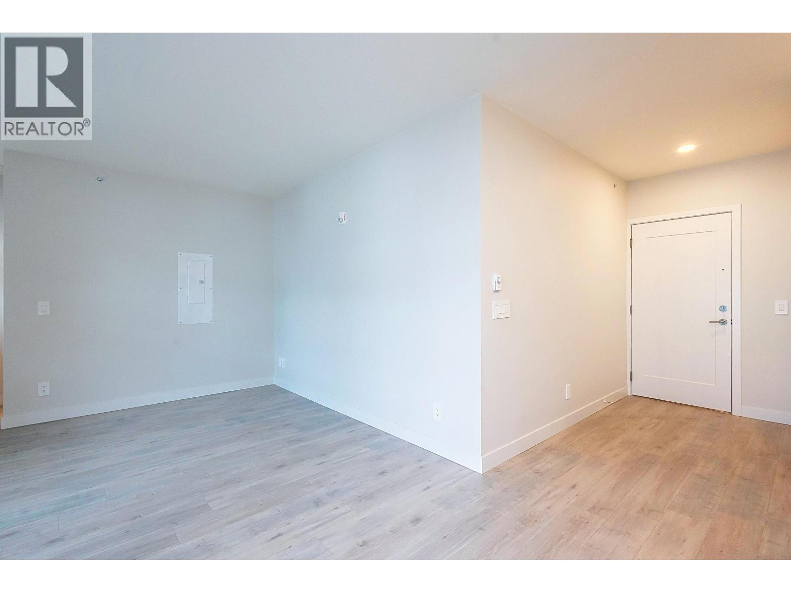 406 5535 HASTINGS STREET