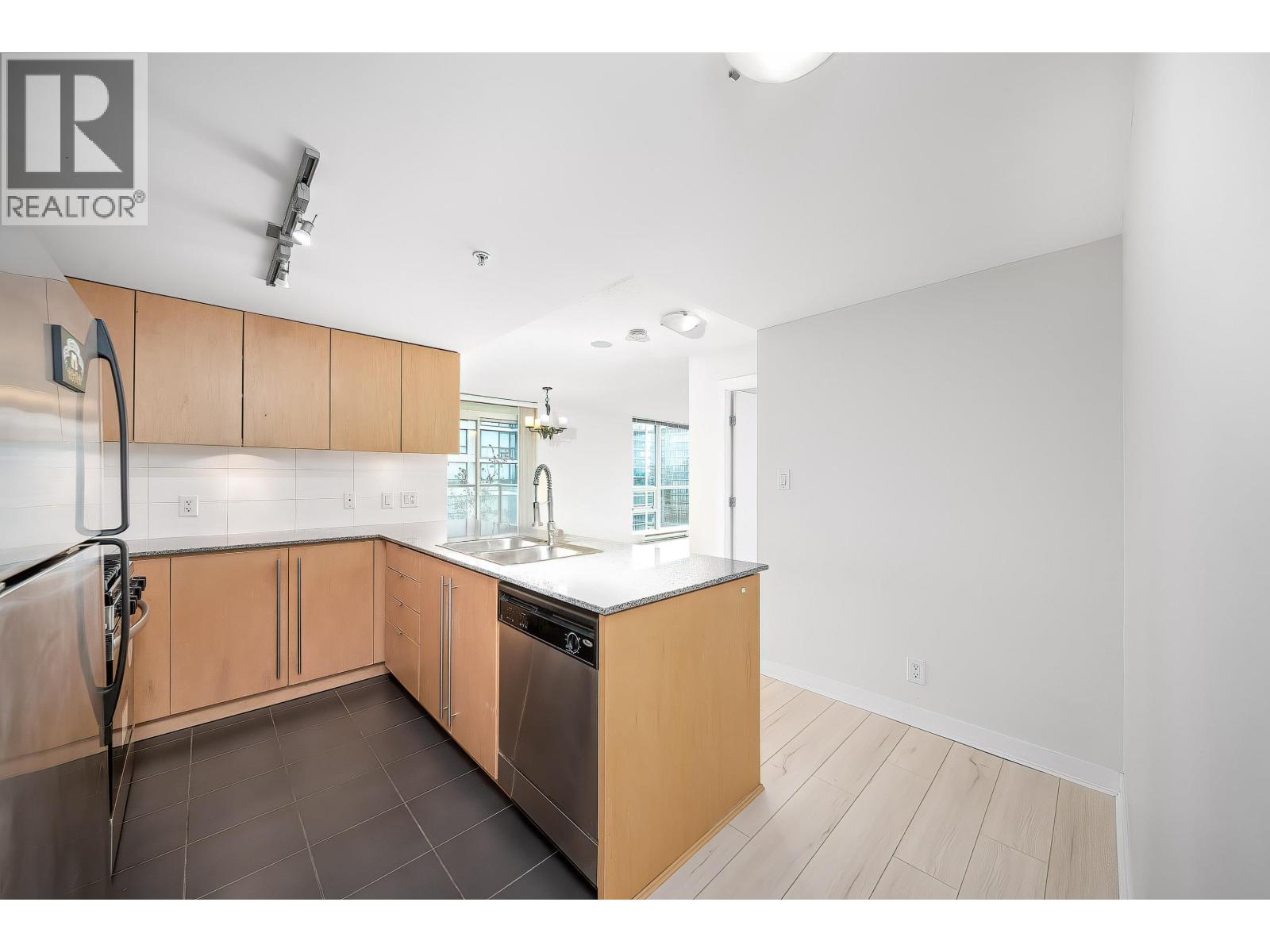 806 7555 ALDERBRIDGE WAY, Richmond