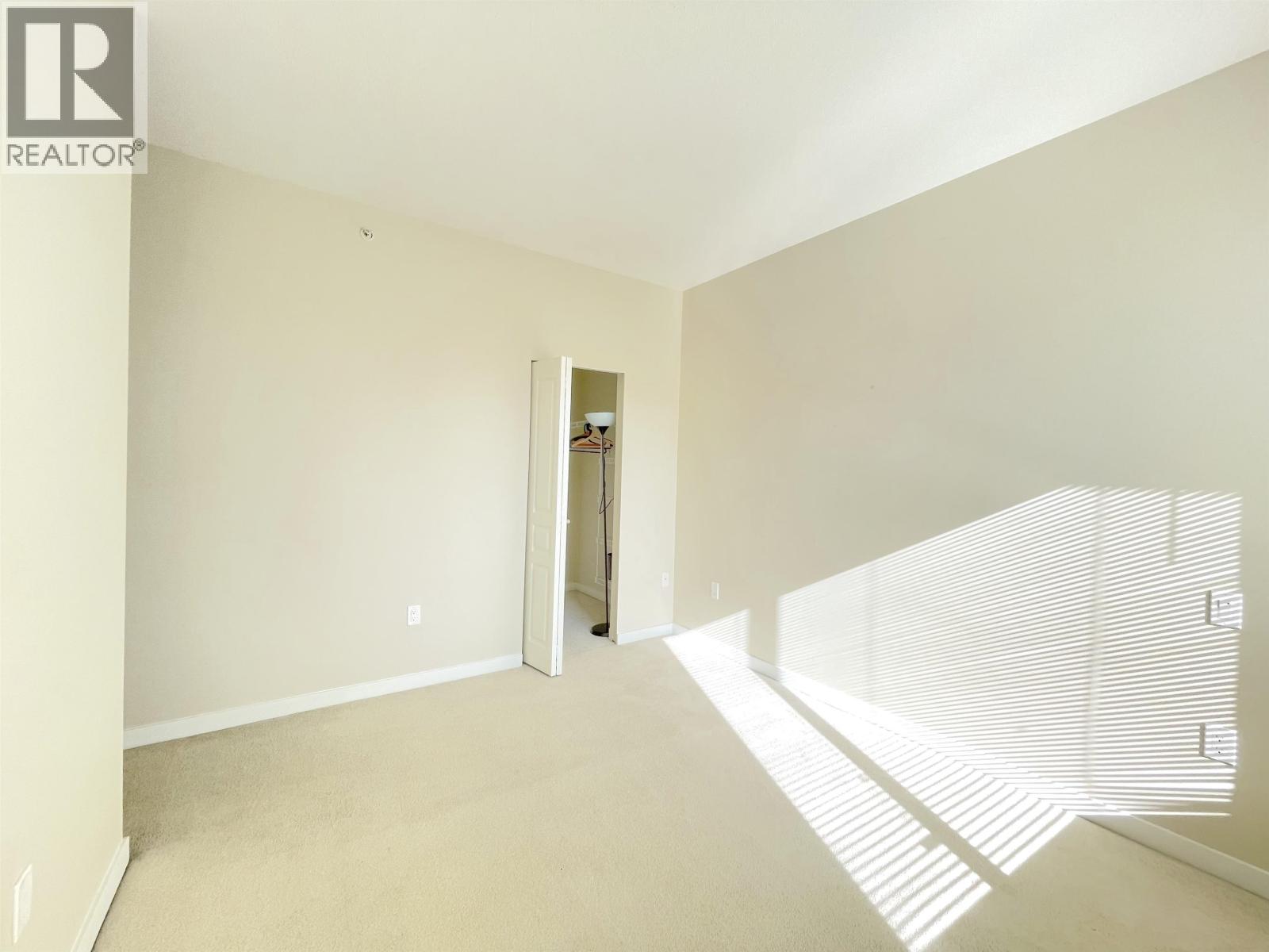 425 9399 ODLIN ROAD, Richmond