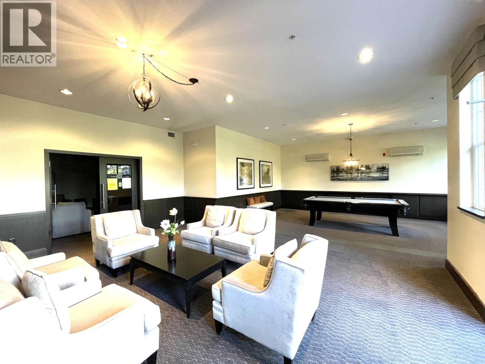 425 9399 ODLIN ROAD, Richmond