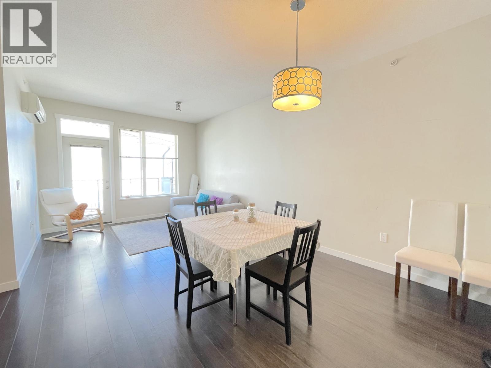 425 9399 ODLIN ROAD, Richmond