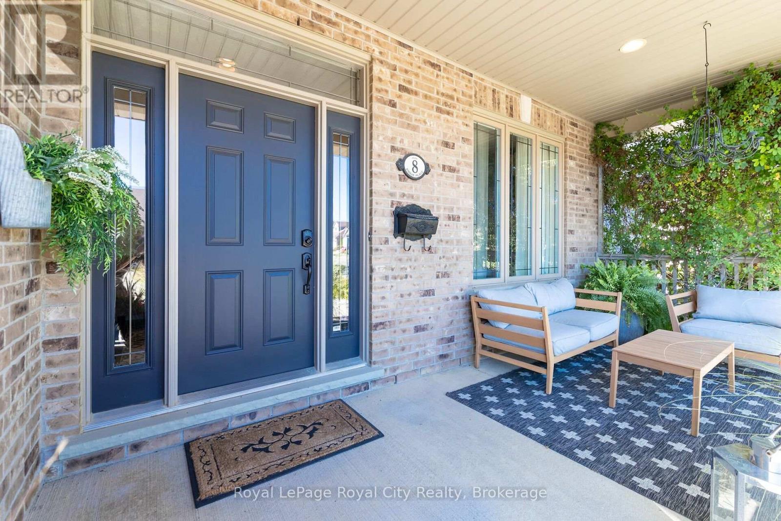 8 ZADUK PLACE - Image 3