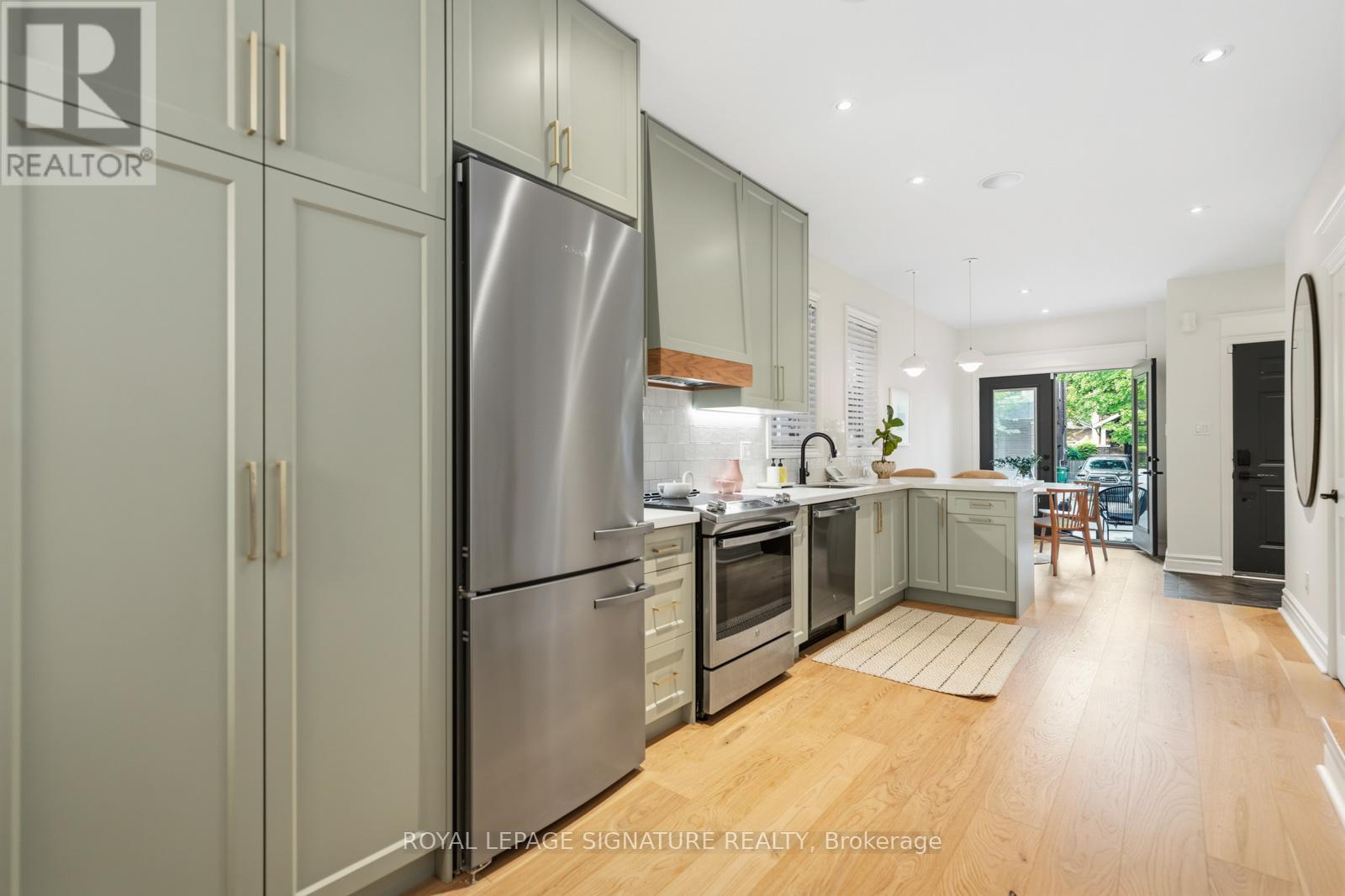 16A BINGHAM AVENUE - 12