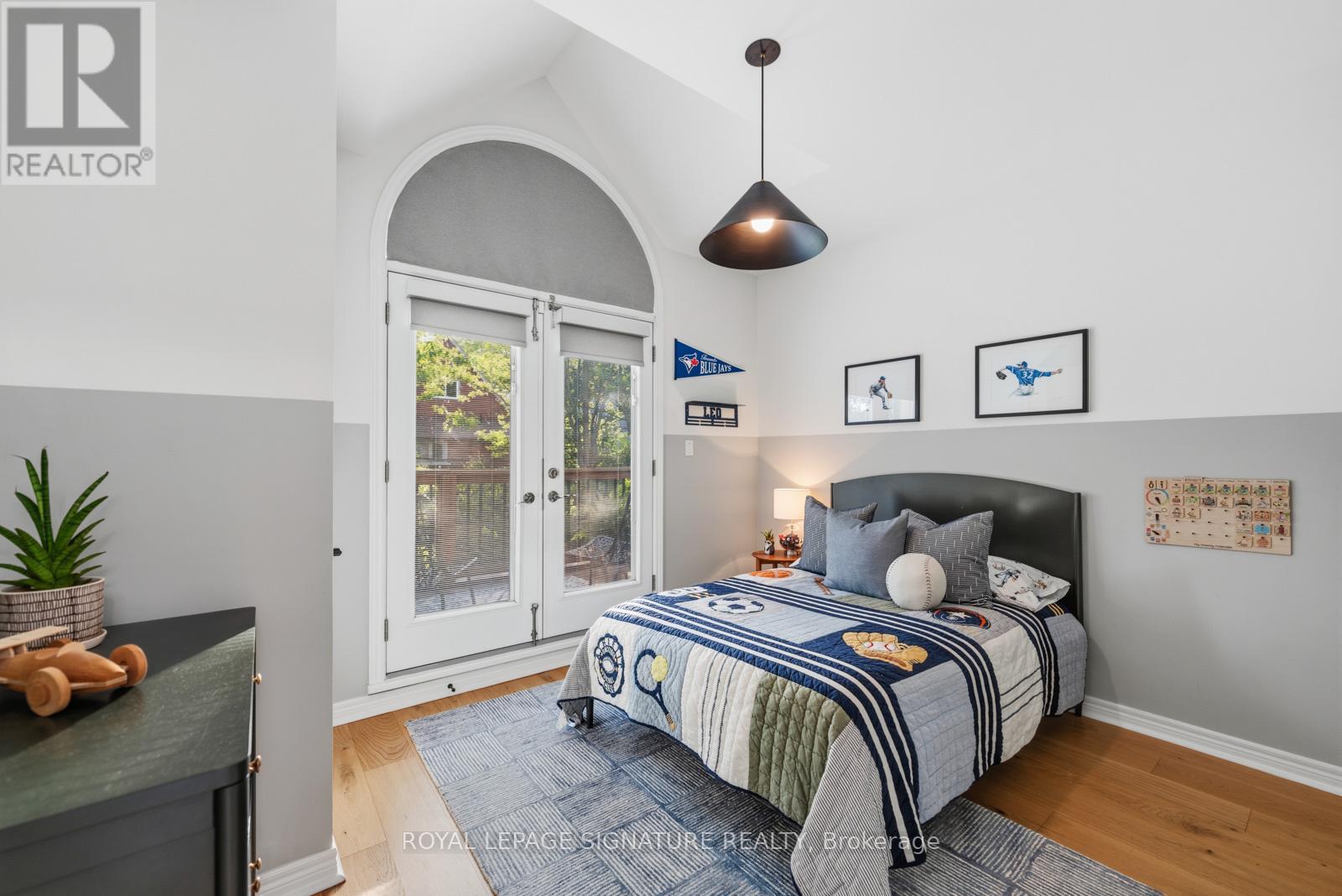 16A BINGHAM AVENUE - 29