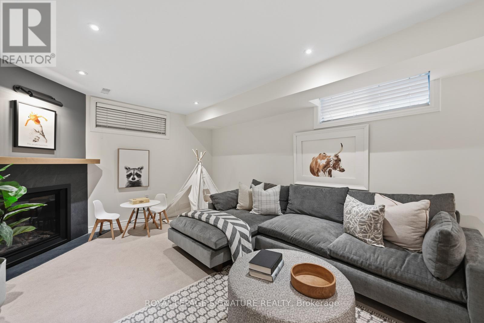 16A BINGHAM AVENUE - 34